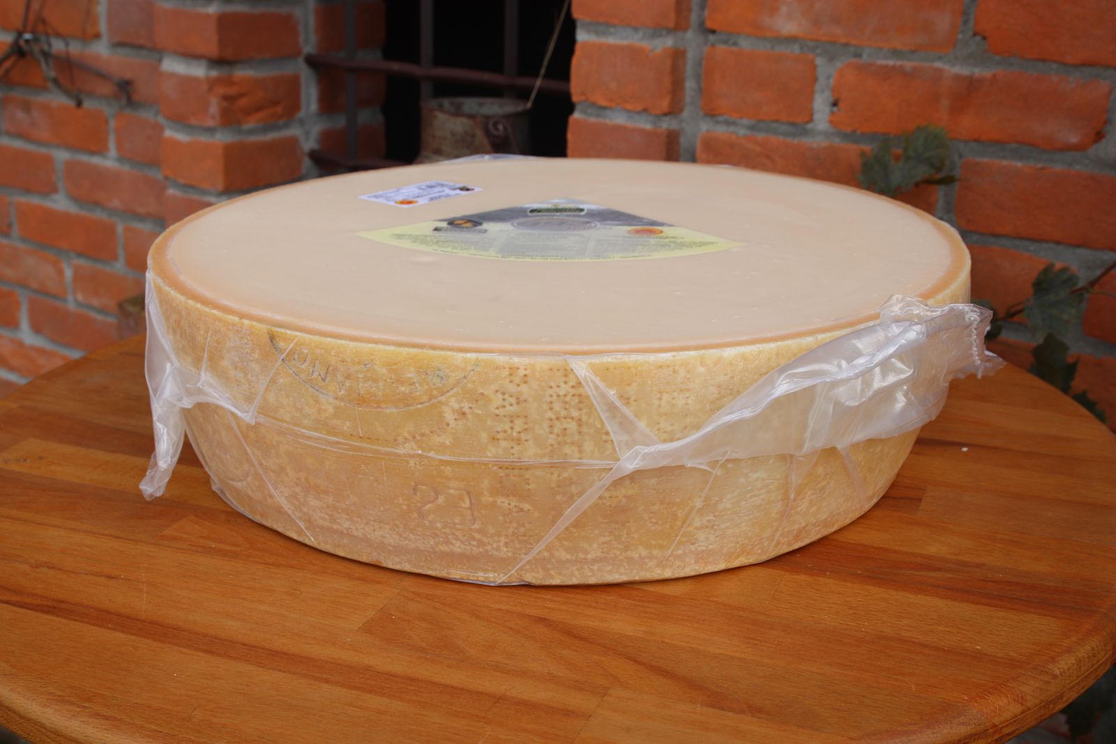 Parmigiano Reggiano Rad kaufen Preis Online Parmesan 13 Monate Preis, günstig